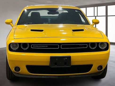 Used 2017 Dodge Challenger R/T Plus image 3