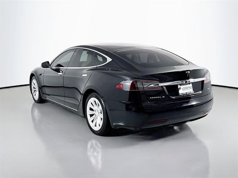 Used 2018 Tesla Model S 75D image 8