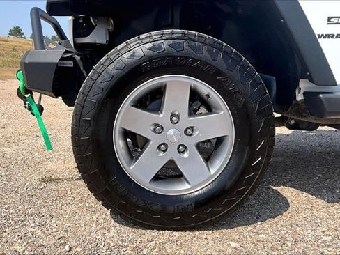 Used 2011 Jeep Wrangler Sport AWD/4WD image 30