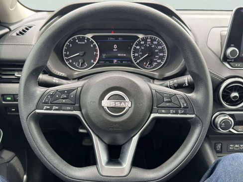 Used 2024 Nissan Sentra SV FWD image 28