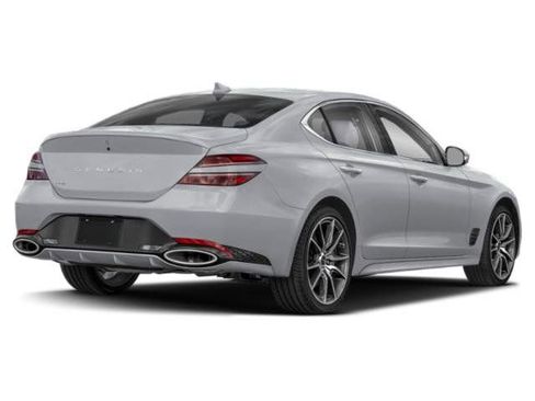 Used 2025 Genesis G70 2.5T RWD image 2