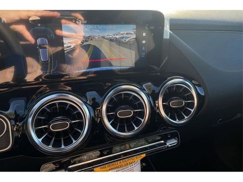 New 2025 Mercedes-Benz GLA 250 4MATIC image 20