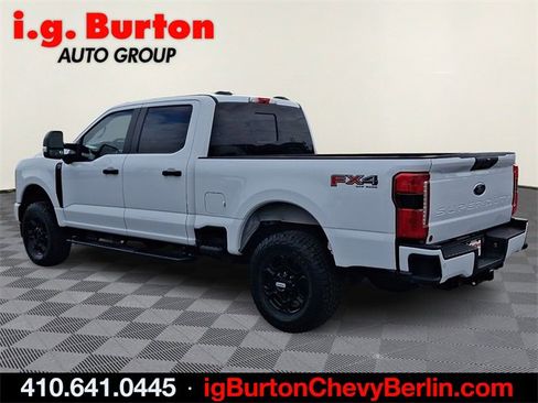 Used 2023 Ford F250 XL w/ STX Appearance Package image 4