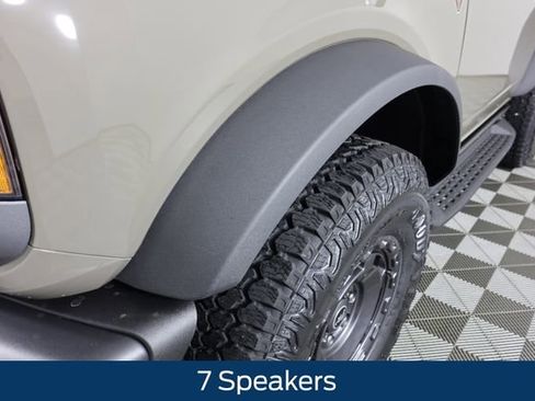 New 2025 Ford Bronco Badlands image 16