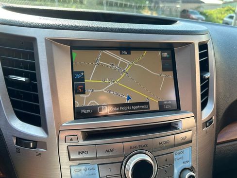 Used 2014 Subaru Outback 2.5i Limited AWD/4WD image 19