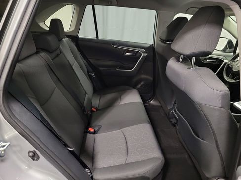 Used 2025 Toyota RAV4 XLE image 24