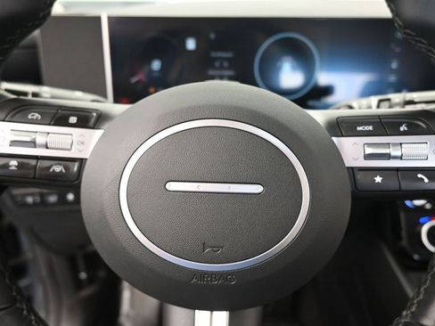 Used 2025 Hyundai Tucson SEL image 13