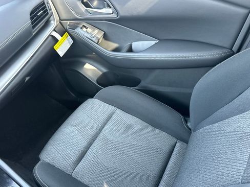 New 2026 Nissan Rogue SV image 27