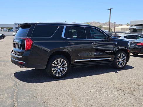 Used 2021 GMC Yukon Denali w/ Denali Premium Package AWD/4WD image 5
