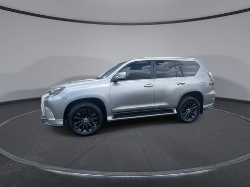 Used 2023 Lexus GX 460 Luxury w/ Sport Design Package AWD/4WD image 4