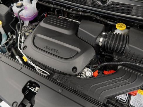 New 2026 Chrysler Pacifica Limited w/ S Appearance Package image 37