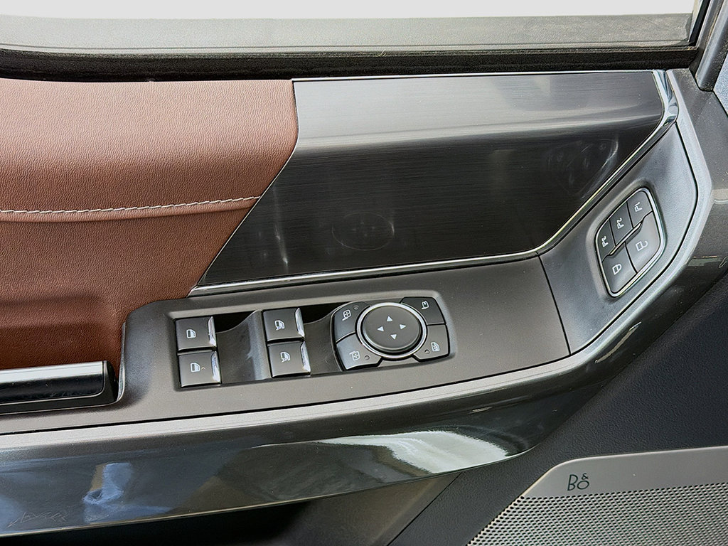 Used 2023 Ford F150 Lariat AWD/4WD image 30