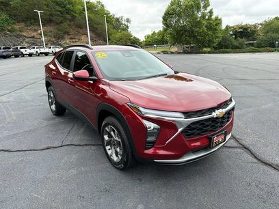 Used 2024 Chevrolet Trax LT w/ Driver Confidence Package