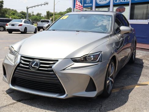 Used 2018 Lexus IS 300 w/ Premium Package RWD image 8