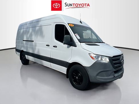Used 2022 Mercedes-Benz Sprinter 2500 image 1