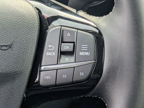 New 2026 Ford Escape SE image 14