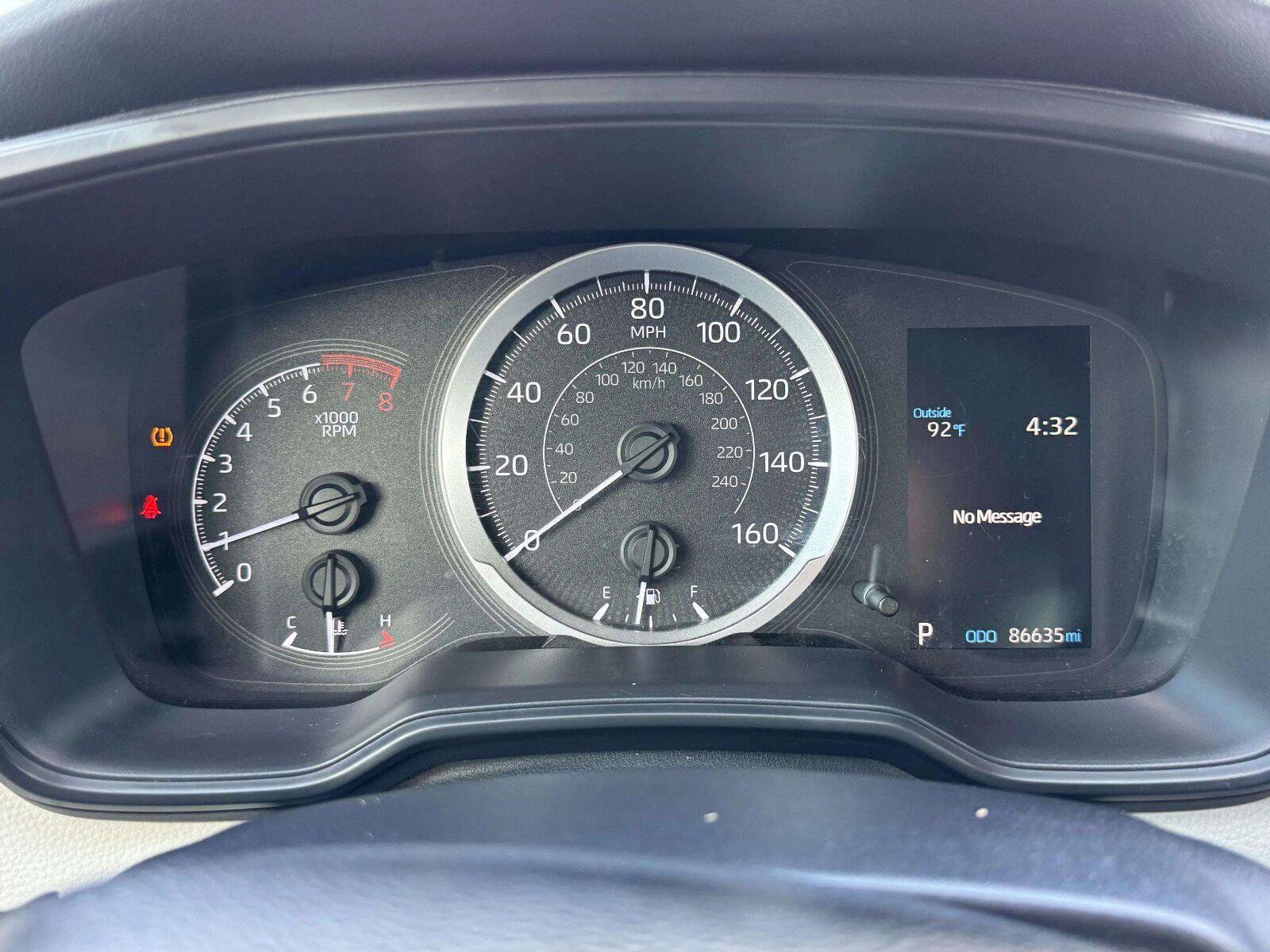 Used 2020 Toyota Corolla LE FWD image 20