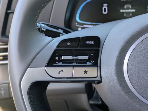 Used 2025 Hyundai Elantra Sport image 22