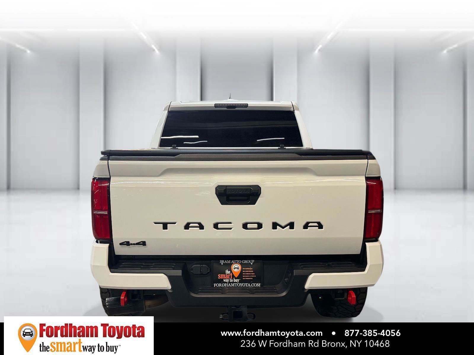 Used 2024 Toyota Tacoma TRD Off-Road AWD/4WD image 6