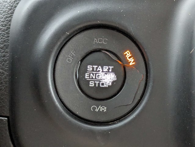 Used 2019 Jeep Wrangler Unlimited Sahara AWD/4WD image 29