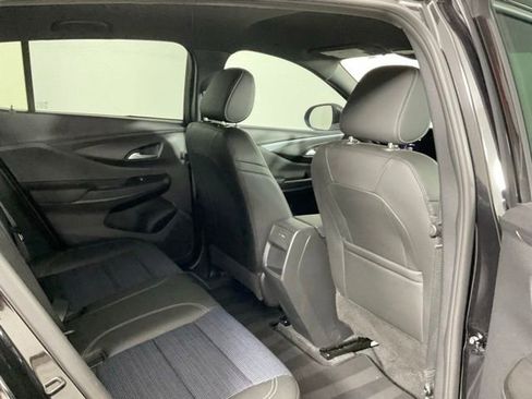 Used 2025 Buick Envista Preferred FWD image 22