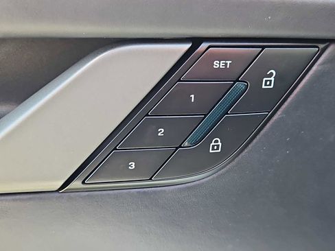 Certified 2025 Porsche 911 Carrera RWD image 19