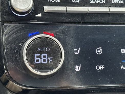 Used 2025 Hyundai Santa Cruz Limited AWD/4WD image 36