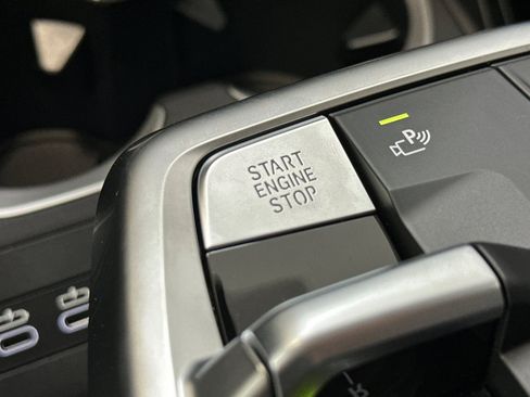 Used 2025 BMW X1 xDrive28i w/ Convenience Package image 28