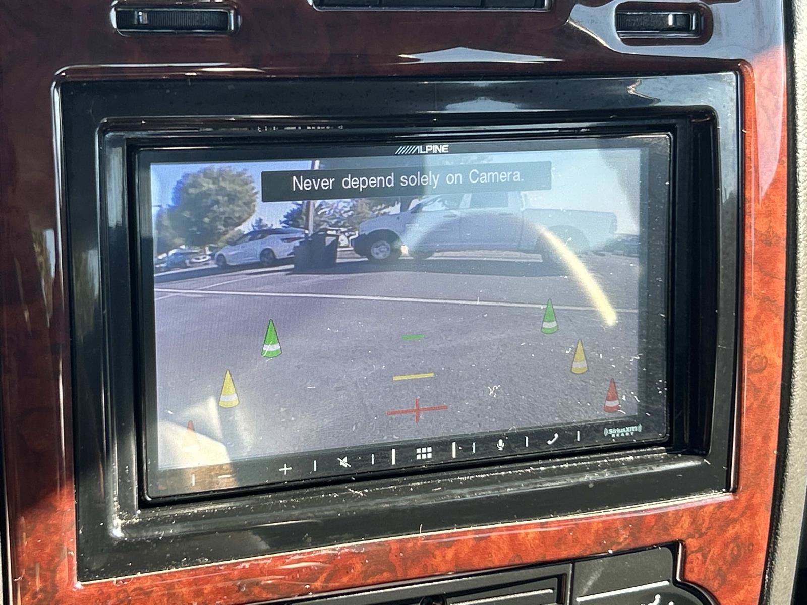 Used 2006 Chrysler 300 C w/ Navigation & Sound Group II RWD image 33