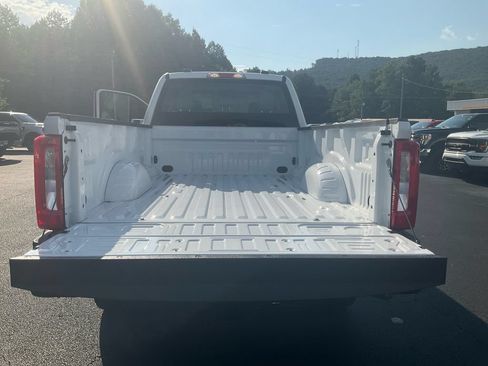 New 2026 Ford F250 XL AWD/4WD image 19