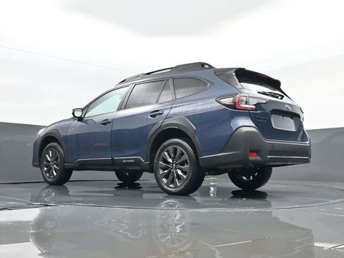 Used 2025 Subaru Outback Onyx Edition image 25