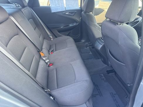 Used 2025 Chevrolet Malibu RS image 27