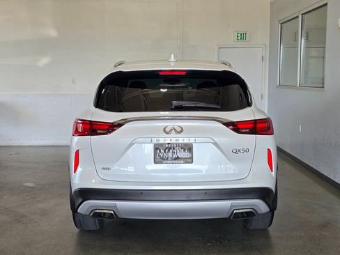 Certified 2023 INFINITI QX50 Luxe AWD/4WD image 5