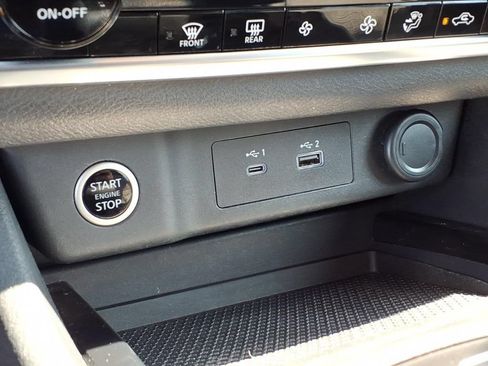 Used 2021 Nissan Rogue SV AWD/4WD image 21