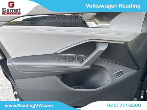 New 2026 Volkswagen Tiguan SE R-Line image 11