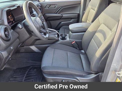 Certified 2024 Chevrolet Colorado Trail Boss w/ Technology Package AWD/4WD image 9
