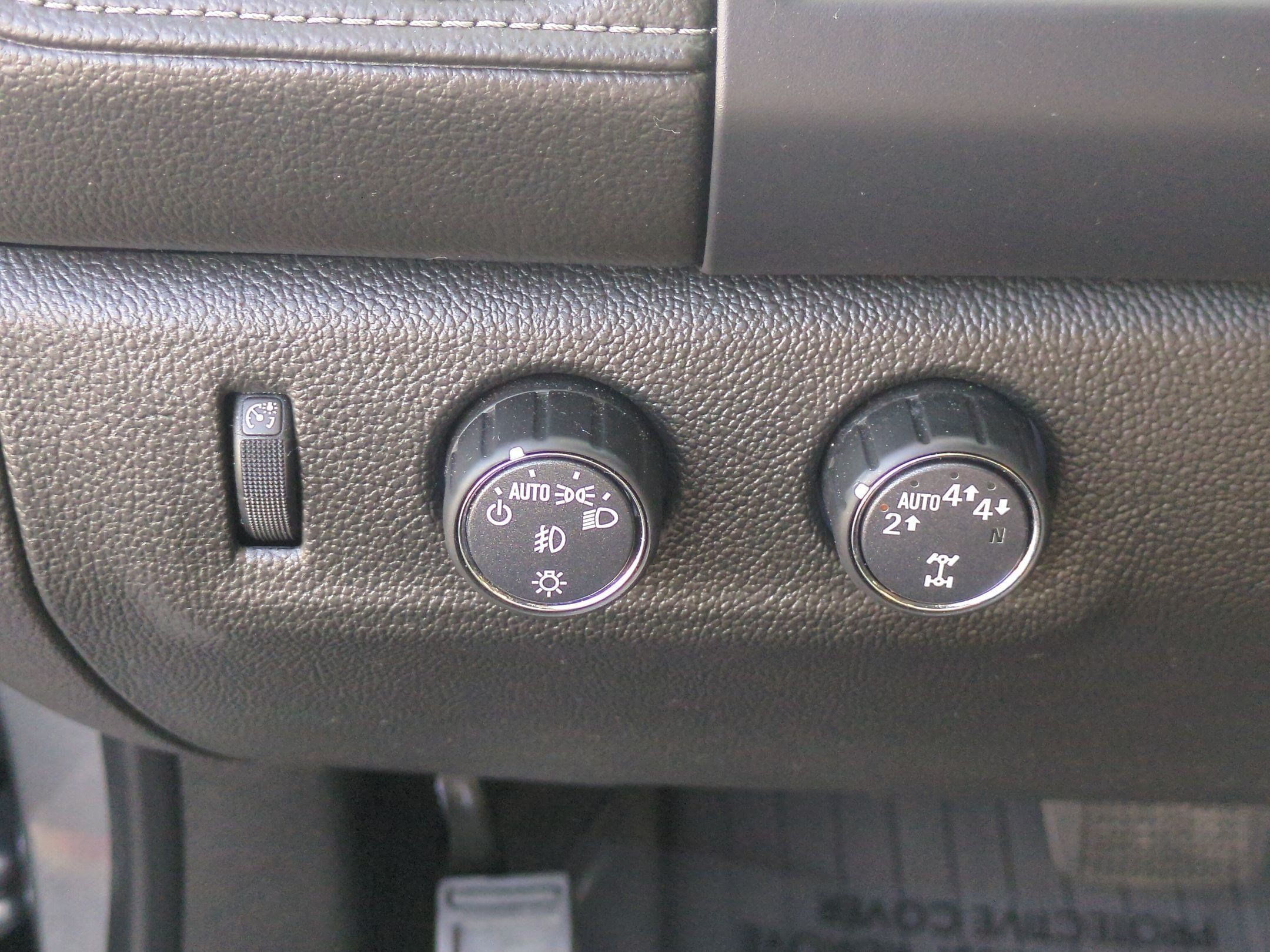 Used 2022 GMC Canyon Elevation w/ Trailering Package AWD/4WD image 17