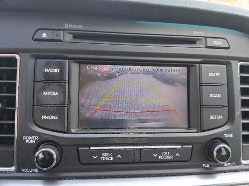 Used 2015 Hyundai Sonata SE w/ Option Group 09 image 31