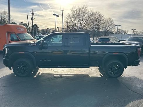 Used 2024 GMC Sierra 2500 AT4 w/ AT4 Premium Plus Package image 6