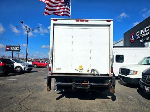 Used 2016 Ford E-350 and Econoline 350 Super Duty w/ Power Windows & Locks Group image 5