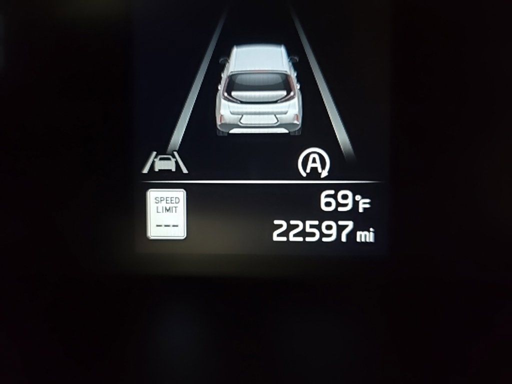Used 2025 Kia Soul GT-Line w/ GT-Line Technology Package FWD image 24
