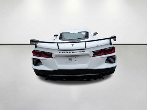 Used 2026 Chevrolet Corvette Stingray Coupe RWD image 5