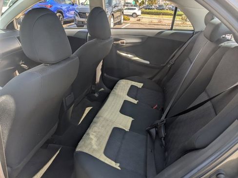 Used 2010 Toyota Corolla S image 16