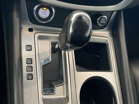 Used 2023 Nissan Murano SV image 19