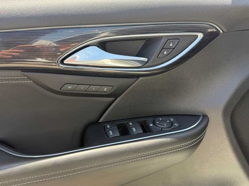 Used 2023 Buick Envision Essence FWD image 14