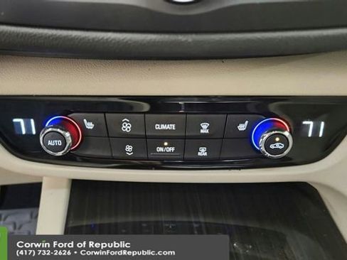 Used 2018 Buick Regal Essence w/ Driver Confidence Package #1 image 22