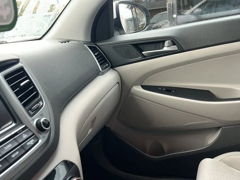 Used 2016 Hyundai Tucson SE w/ Option Group 02 image 26