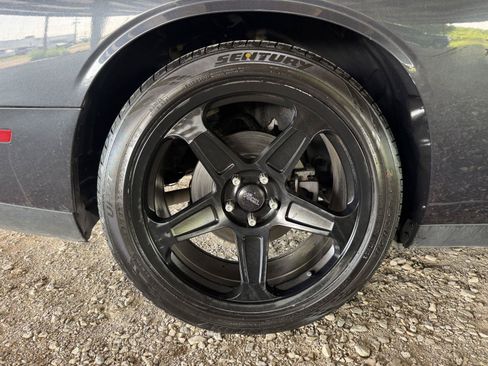 Used 2016 Dodge Challenger SXT Plus RWD image 43