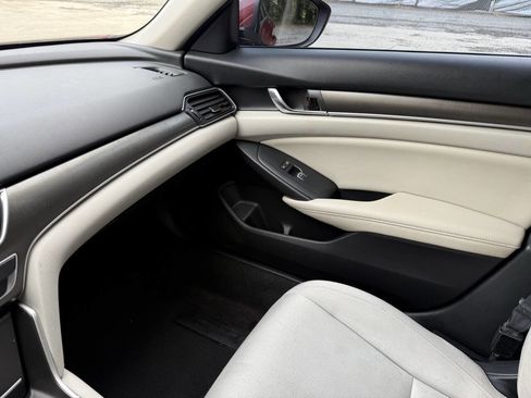 Used 2020 Honda Accord LX image 14