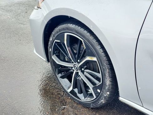 Used 2024 Nissan Altima 2.5 SR image 31